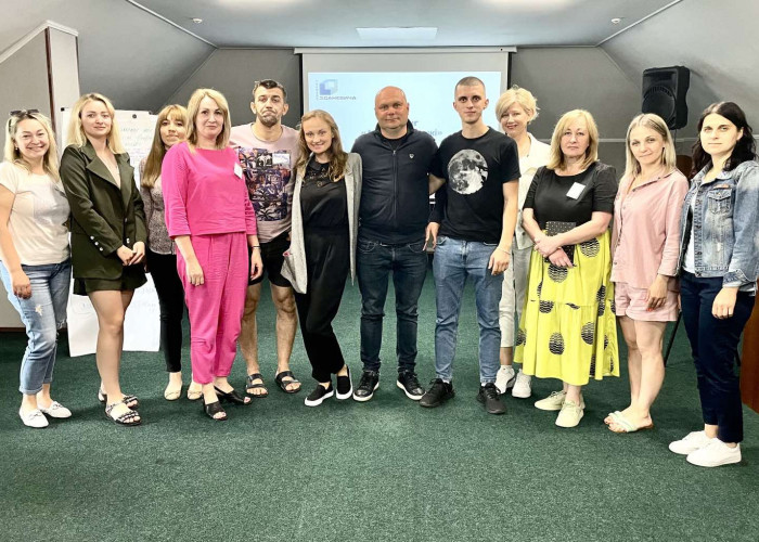 ТМ Апельсин провели навчання для команди своїх співробітників